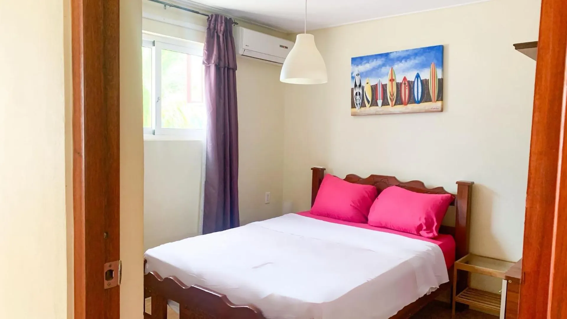 Easy - 2 Bedroom Apartment #Pink Willemstad